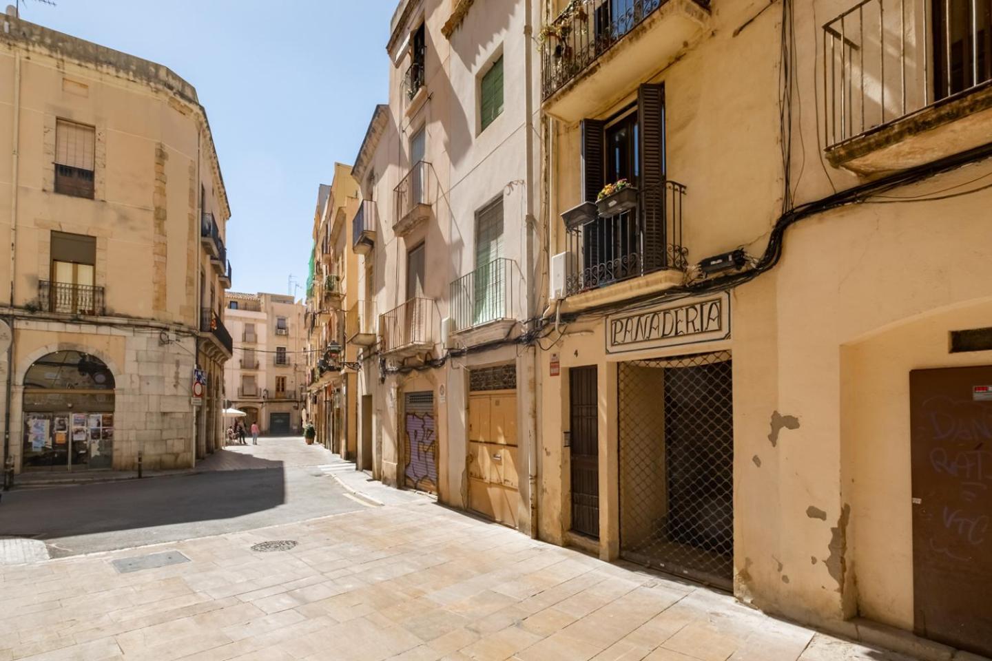 Apartamento En El Corazon De Tarragona. Planta Baja Con Patio. Zewnętrze zdjęcie