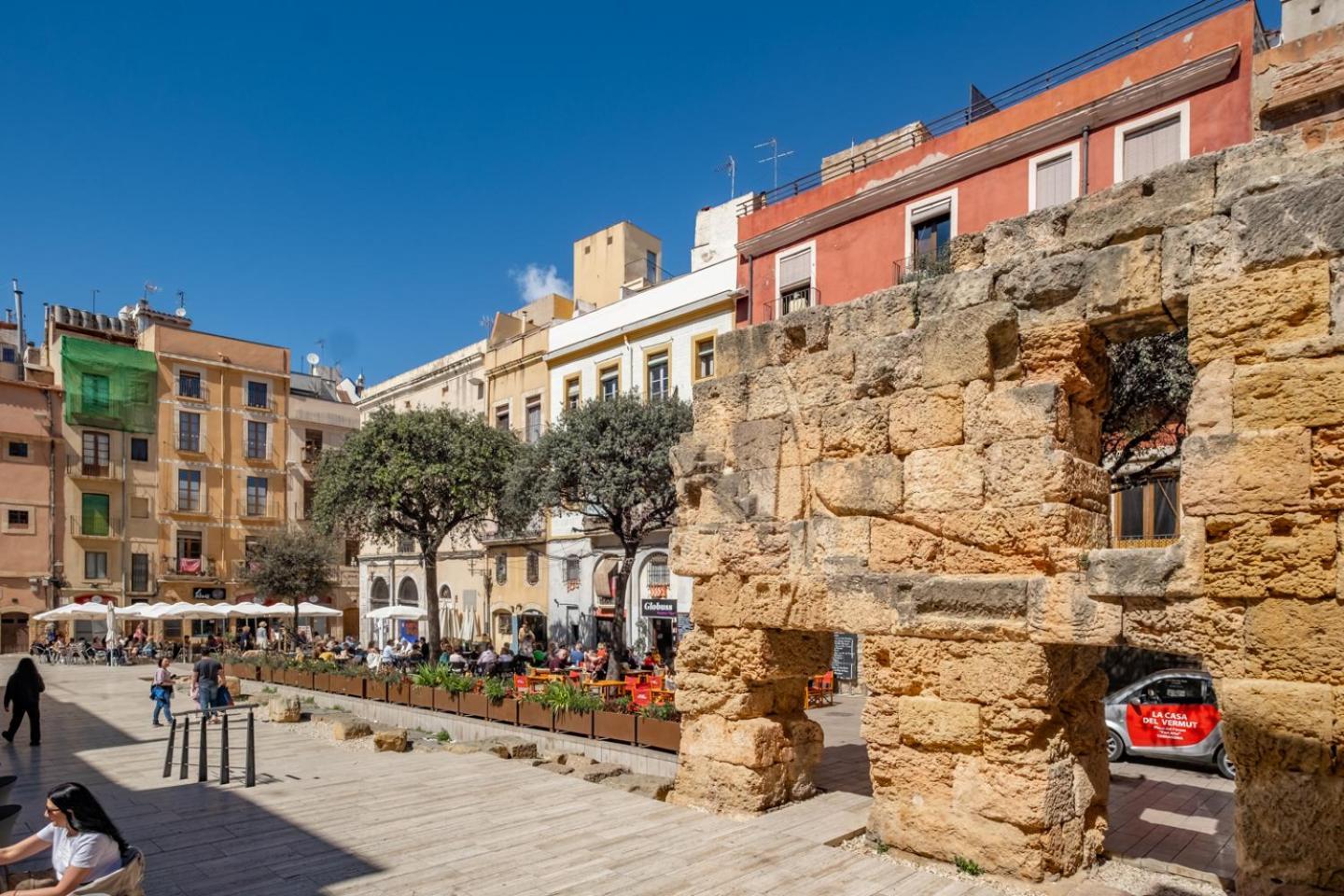Apartamento En El Corazon De Tarragona. Planta Baja Con Patio. Zewnętrze zdjęcie